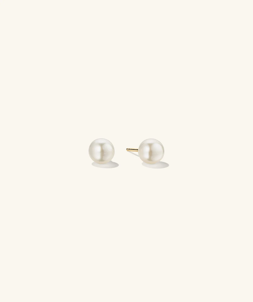 Pearl Oversized Studs