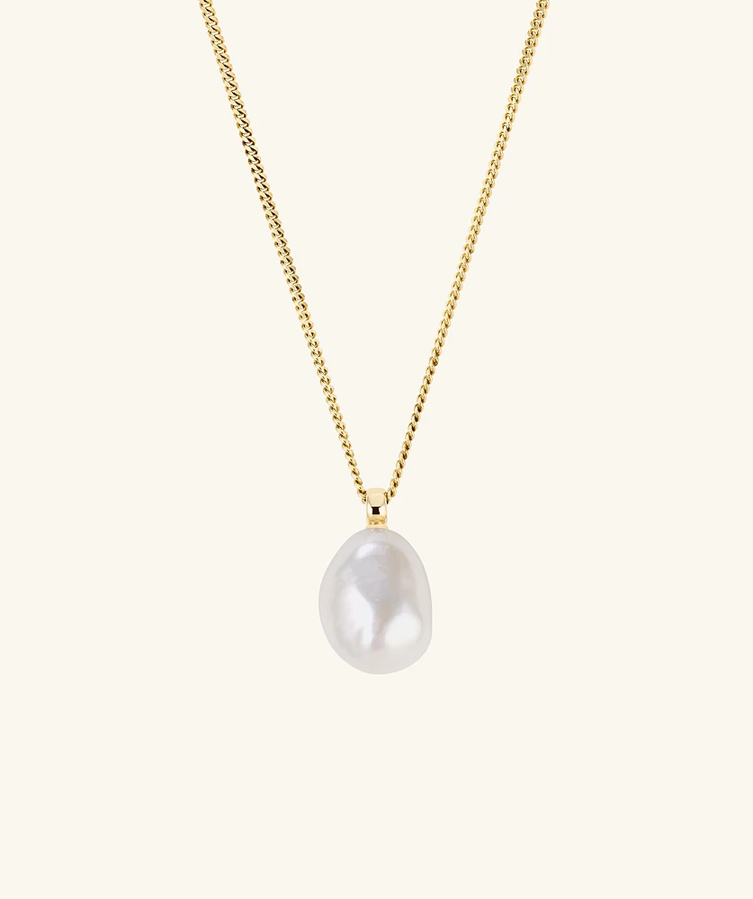 Bold Pearl Pendant Necklace