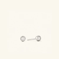 Round Diamond Studs