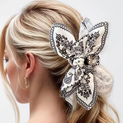 Vintage Hair Claw Clip 
Paisley Boho