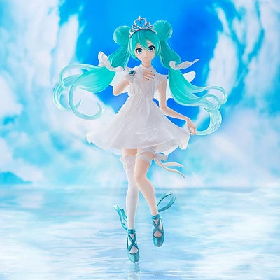 Hatsune Miku Series 15th Anniversary - KEI Version Figure