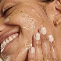 Seaweed Pore-cleansing Exfoliator