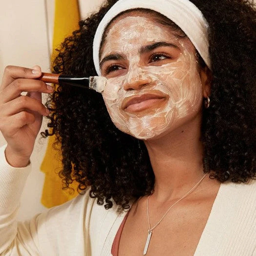 Mediterranean Almond Milk With Oats Instant Soothing Mask