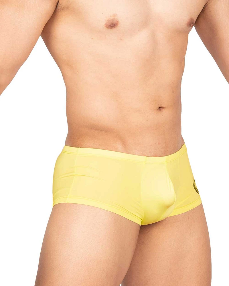 Boxer court  Bare Radiant Yellow