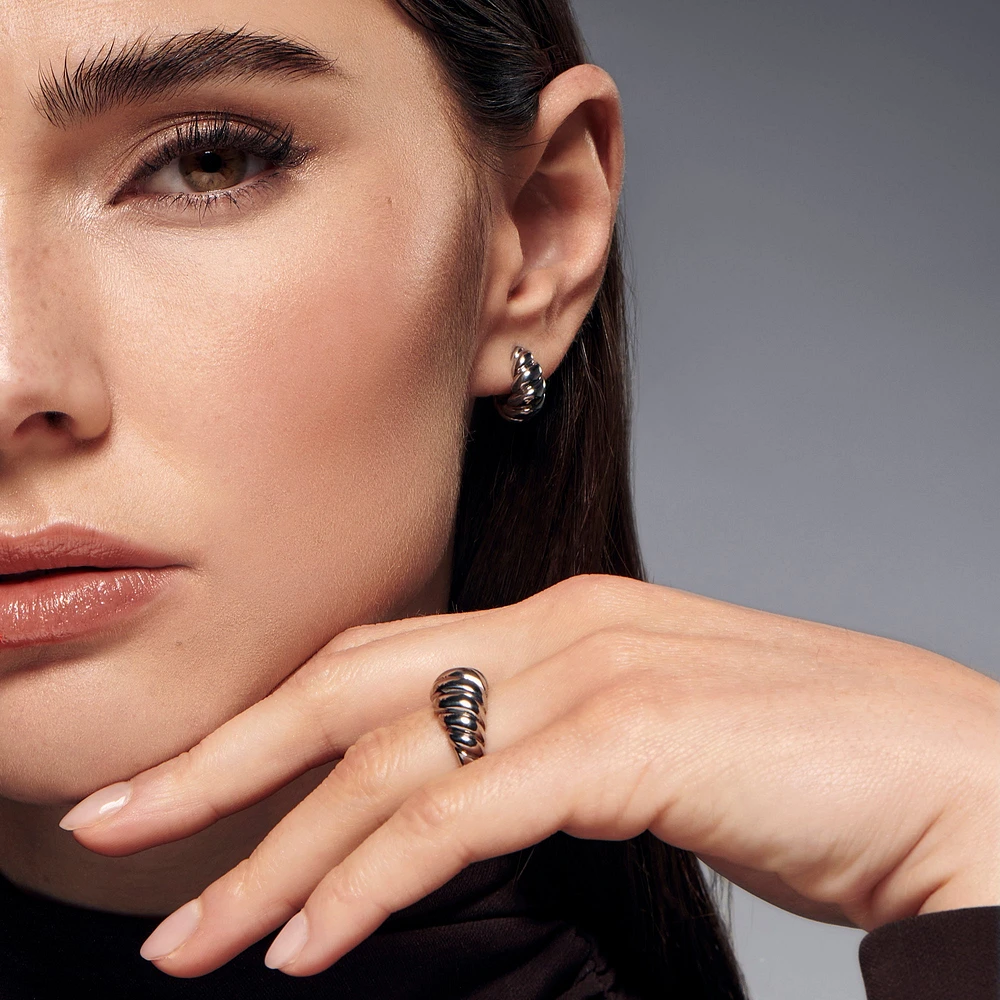 Cora II Hoop Earrings