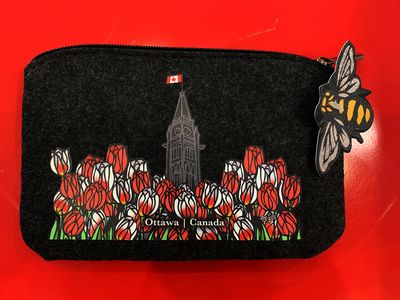 Parliament Canada Tulip Pouch