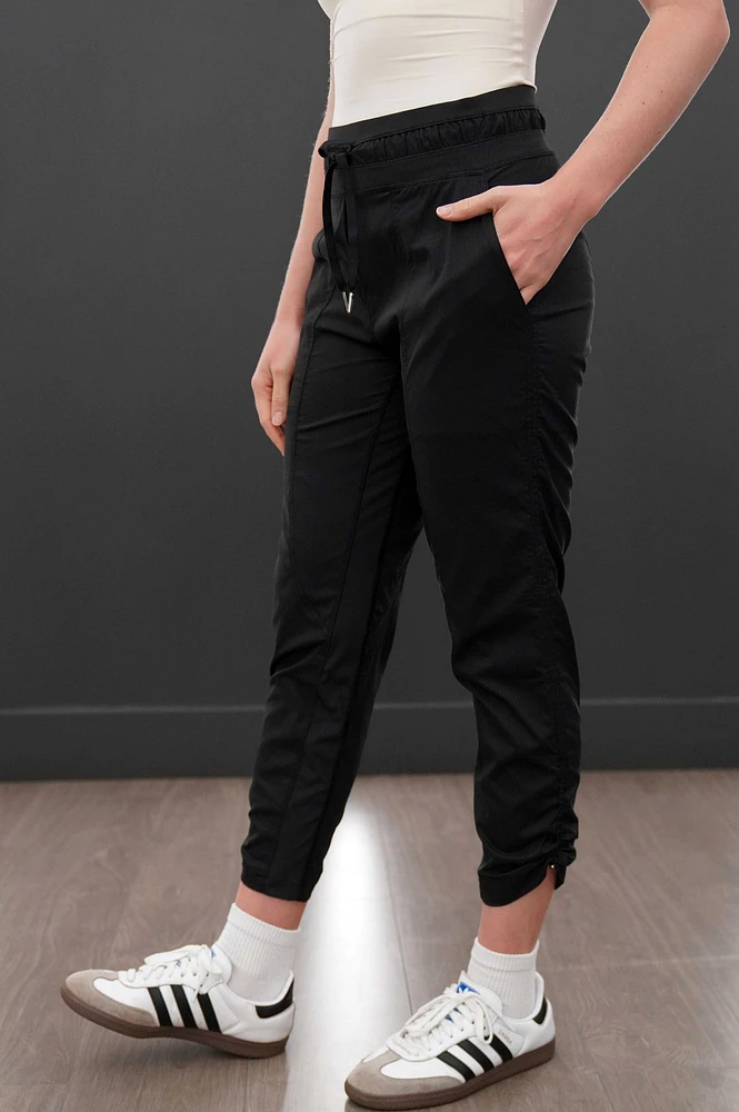 SUSAN ANKLE CROPPED PANT (Final Sale)