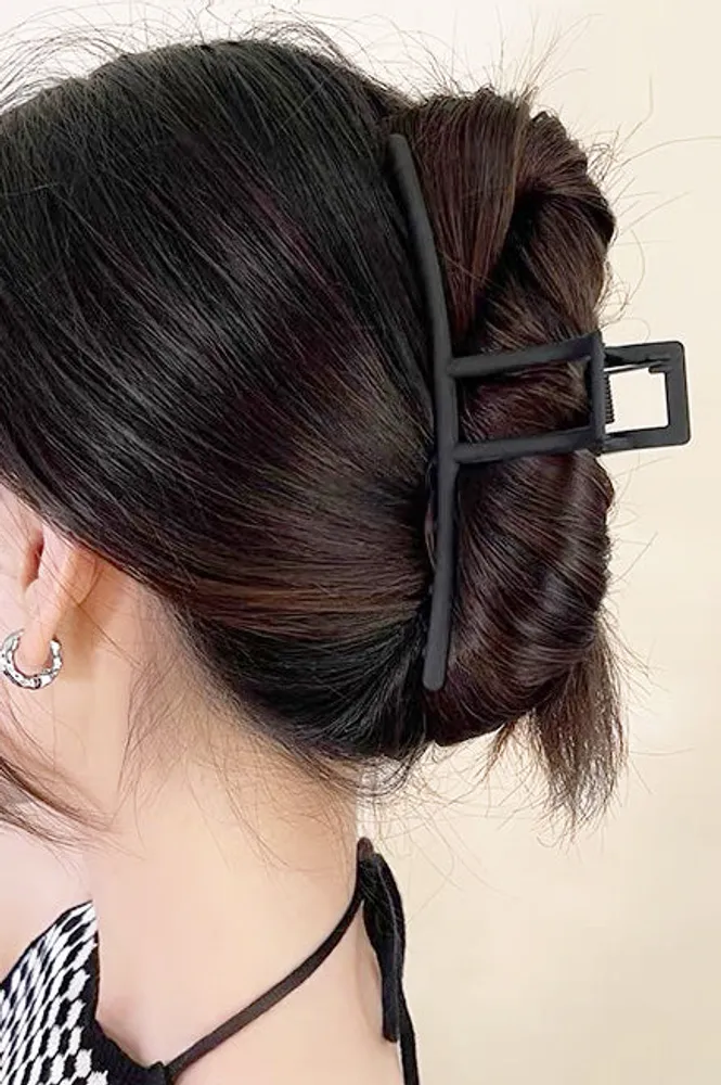 CLASSIC METAL CLAW HAIR CLIP