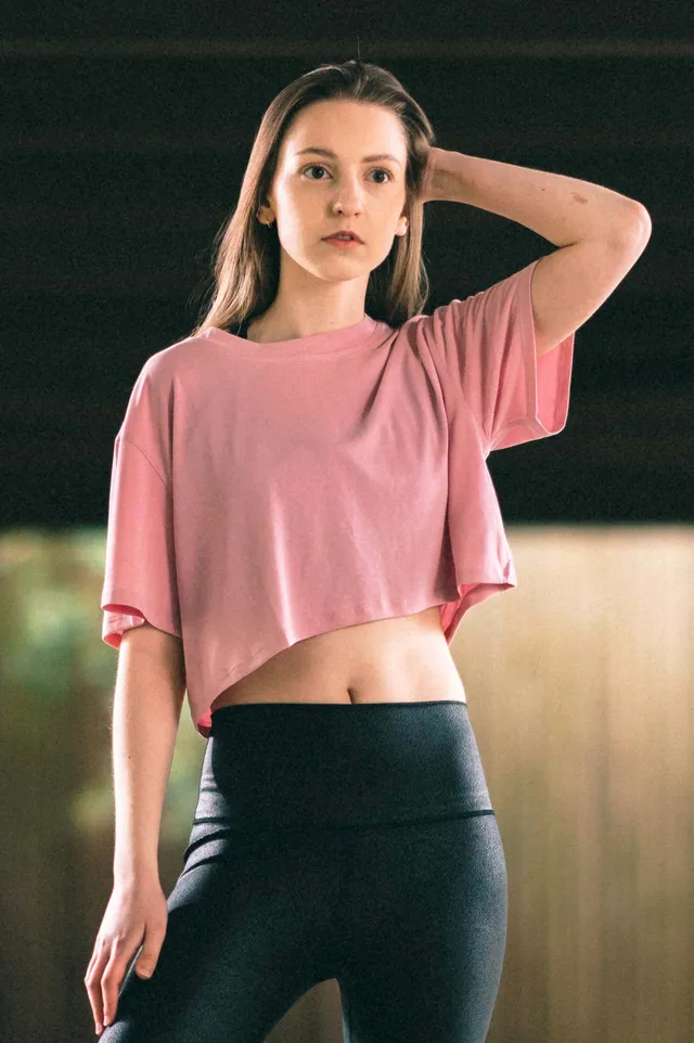 J76 PERRY ULTRA CROP TOP