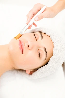 Guinot Hydra Peeling Treatment