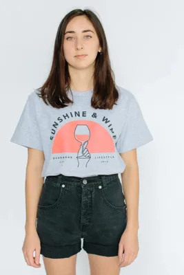 Unisex Sunshine And Wine Tee