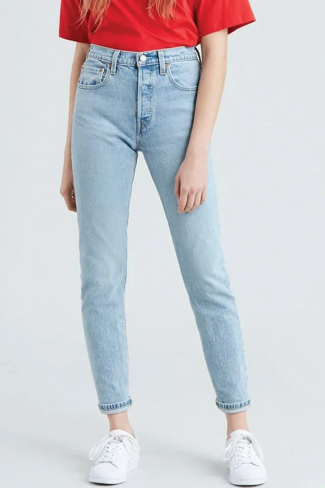 LEVI'S Wedgie Fit Straight Jeans | Metropolis at Metrotown