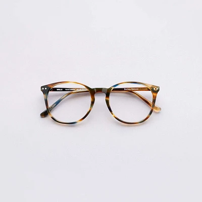 Wells - Red Glasses 
