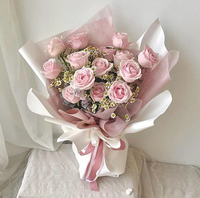 Elle Arrangment - Fresh Flowers