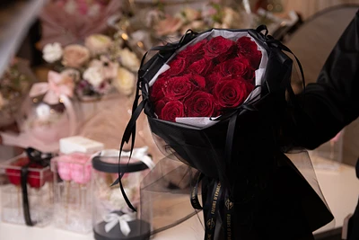 Night Waltz - Fresh Flowers