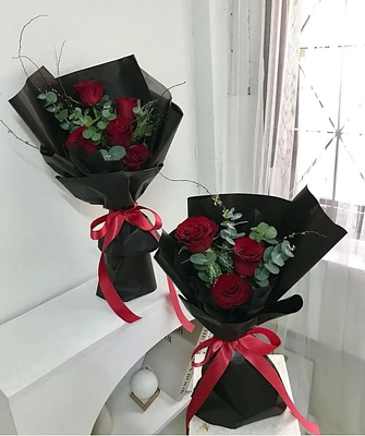 Red Classic Love - Fresh Flowers