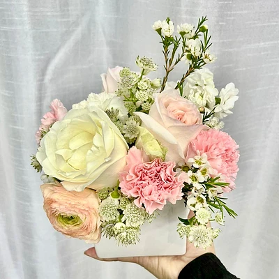 Soft Tones 2.0 Arrangement - Fresh Flowers