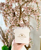 Sweet Deluxe 16-Mini Roses (10x10cm box)