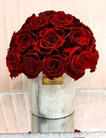 Super Dome in Marble Vase