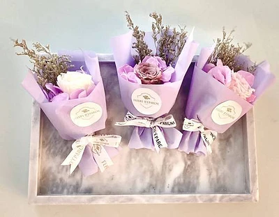 Mini Eternity Bouquet