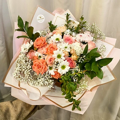 Blushing Blooms Bouquet - Fresh Flowers