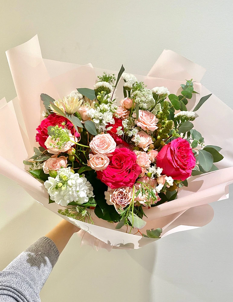 Pink Breeze Bouquet - Fresh Flowers