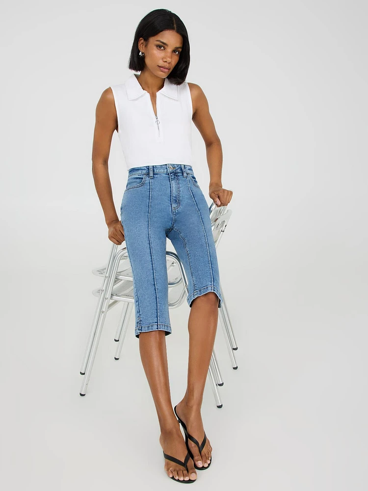 Pantalon capri en denim avec pinces sur le devant