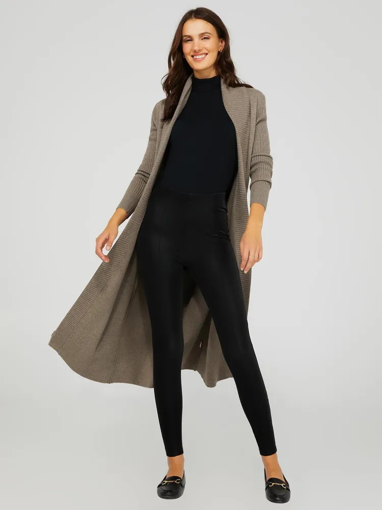 Faux Leather Leggings: A Year Round Closet Staple