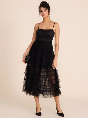 Robe mi-longue à volants superposés
