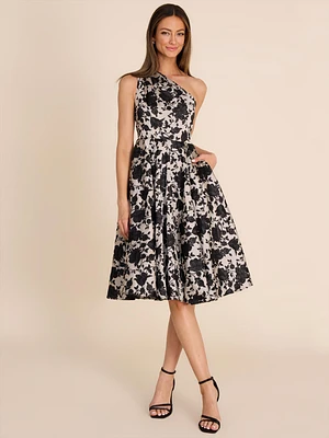 Robe asymétrique à fleurs en jacquard
