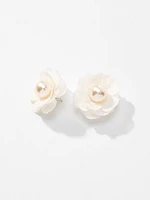 Boucle d'oreille en forme de fleur avec perle