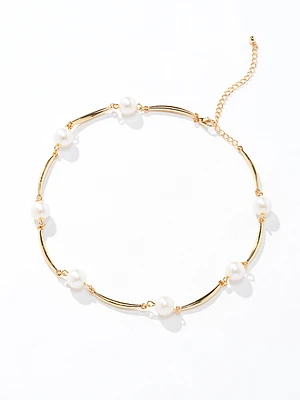 Delicate Pearl Necklace