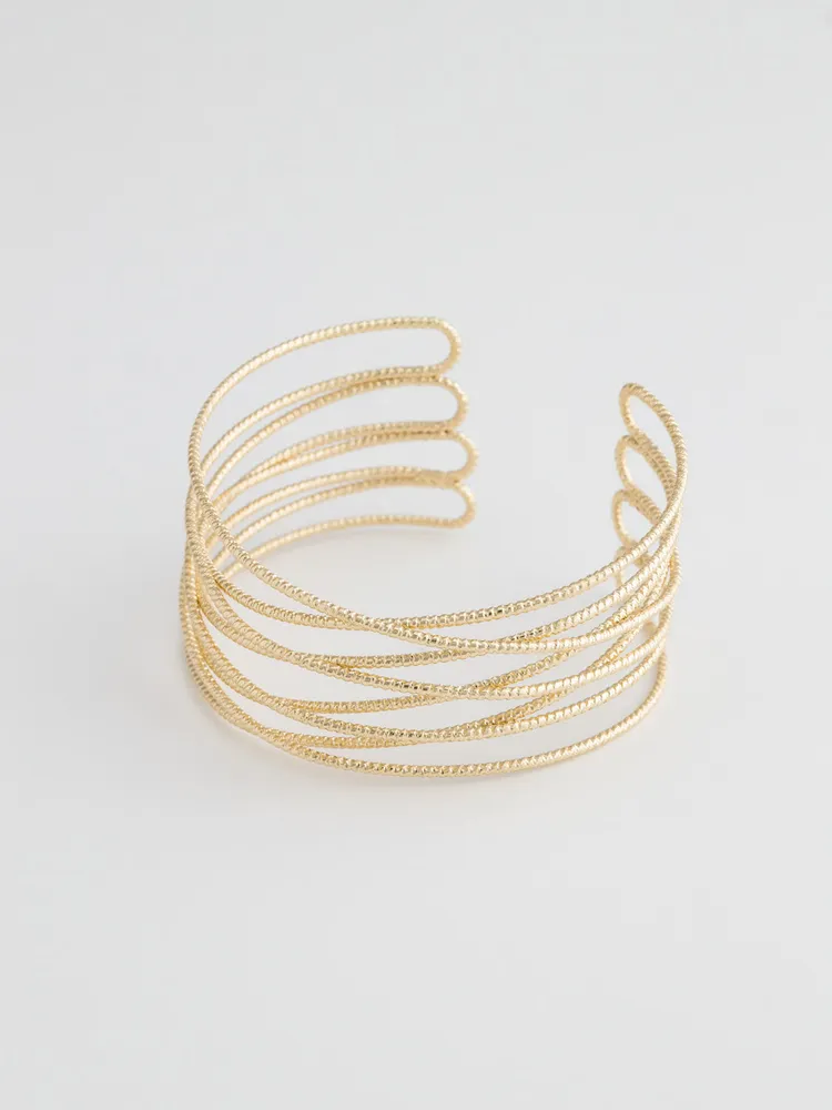 Zig-Zag Etched Metal Cuff, / o/s