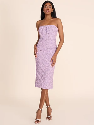 Robe fourreau sans bretelles en jacquard fleuri