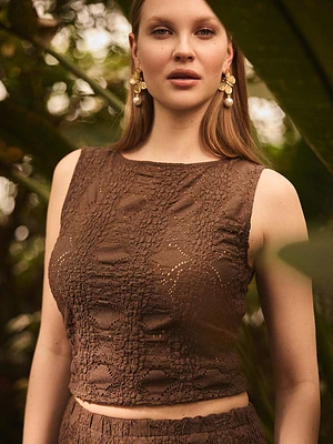 Sleeveless Bubble Lace Top