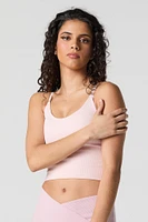Camisole côtelée à encolure dégagée avec bonnets intégrés
