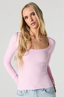 Haut en tricot côtelé sans couture à manches longues avec encolure dégagée