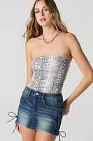 Minijupe en denim lacée sur les côtés