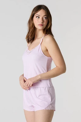 Ensemble-pyjama deux pièces camisole et short avec bordure de dentelle
