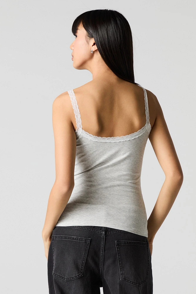 Camisole avec liséré de dentelle et encolure en V