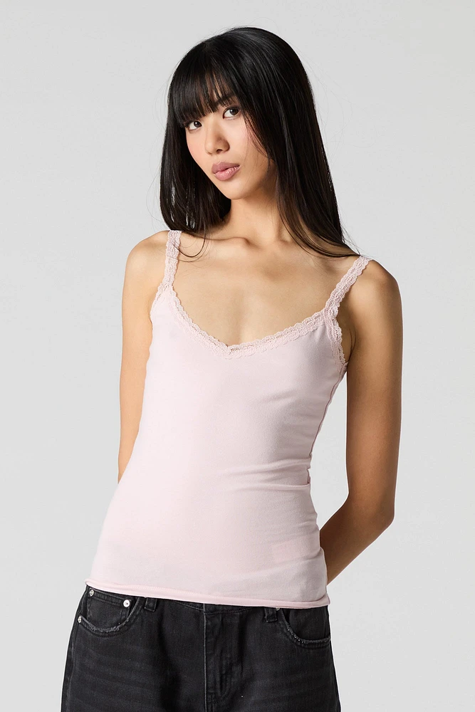 Camisole avec liséré de dentelle et encolure en V
