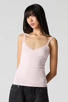Camisole avec liséré de dentelle et encolure en V