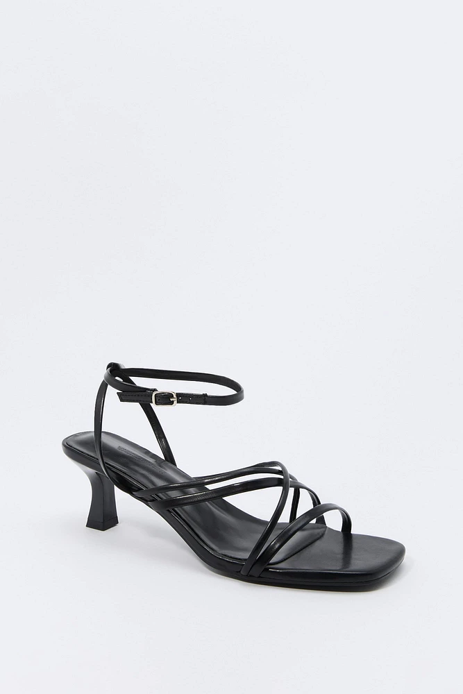 Chaussures à talons bobine, bouts ouverts et brides