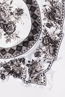 charpe en satin fleurie