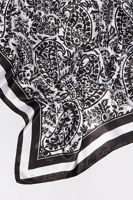 charpe en satin fleurie avec motif cachemire