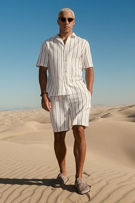 Short en tricot texturé rayé à taille coulissante