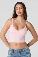 Camisole côtelée courte sans couture avec liséré de dentelle