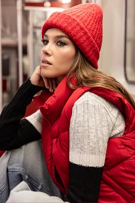 Tuque en tricot côtelé pelucheux