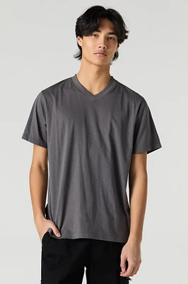 T-shirt uni à encolure en V