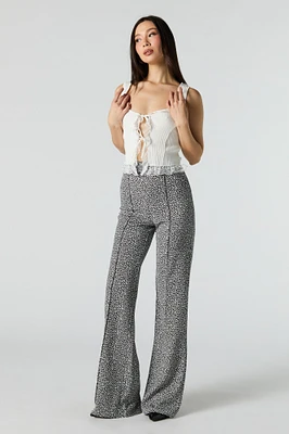 Pantalon plissé imprimé à jambe évasée